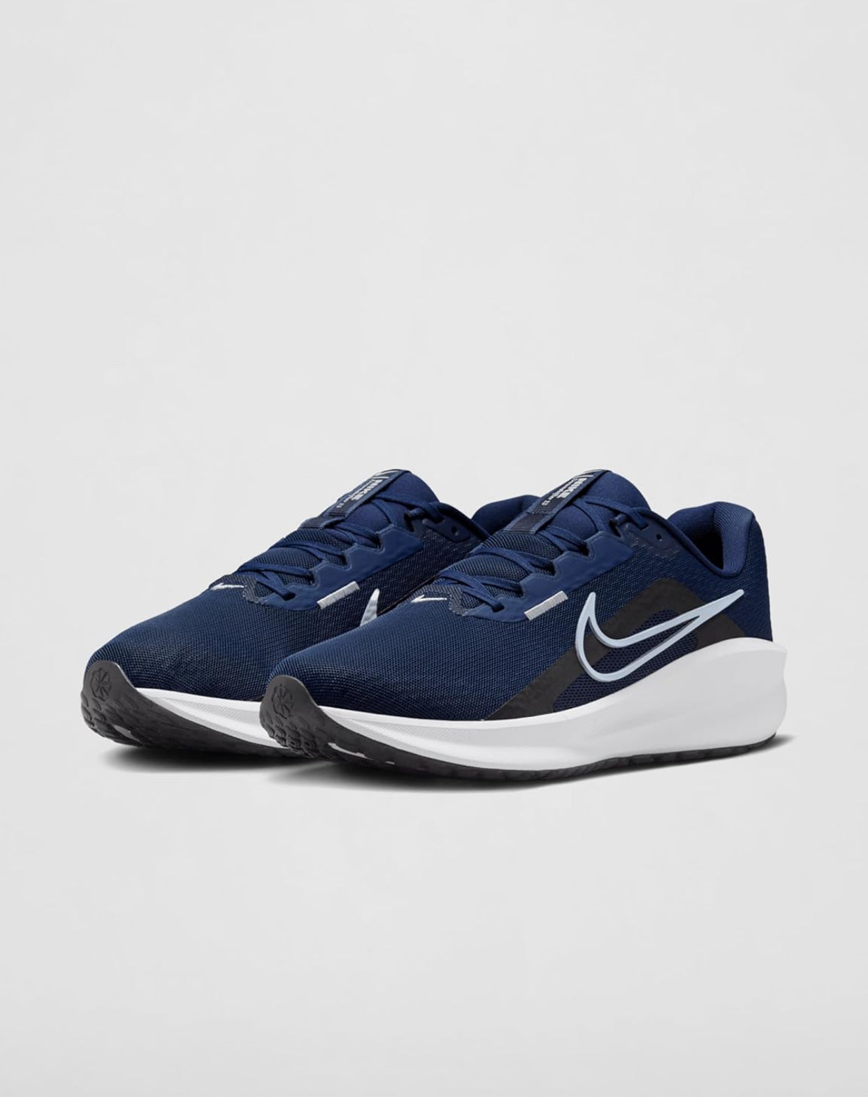 Nike DOWNSHIFTER 13 mens LACED SHOES