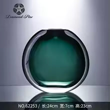 Luxury Emerald Green Crystal Vase – Elegant Glass Decoration for Modern Living Rooms