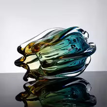 Gradient glazed vase decoration
